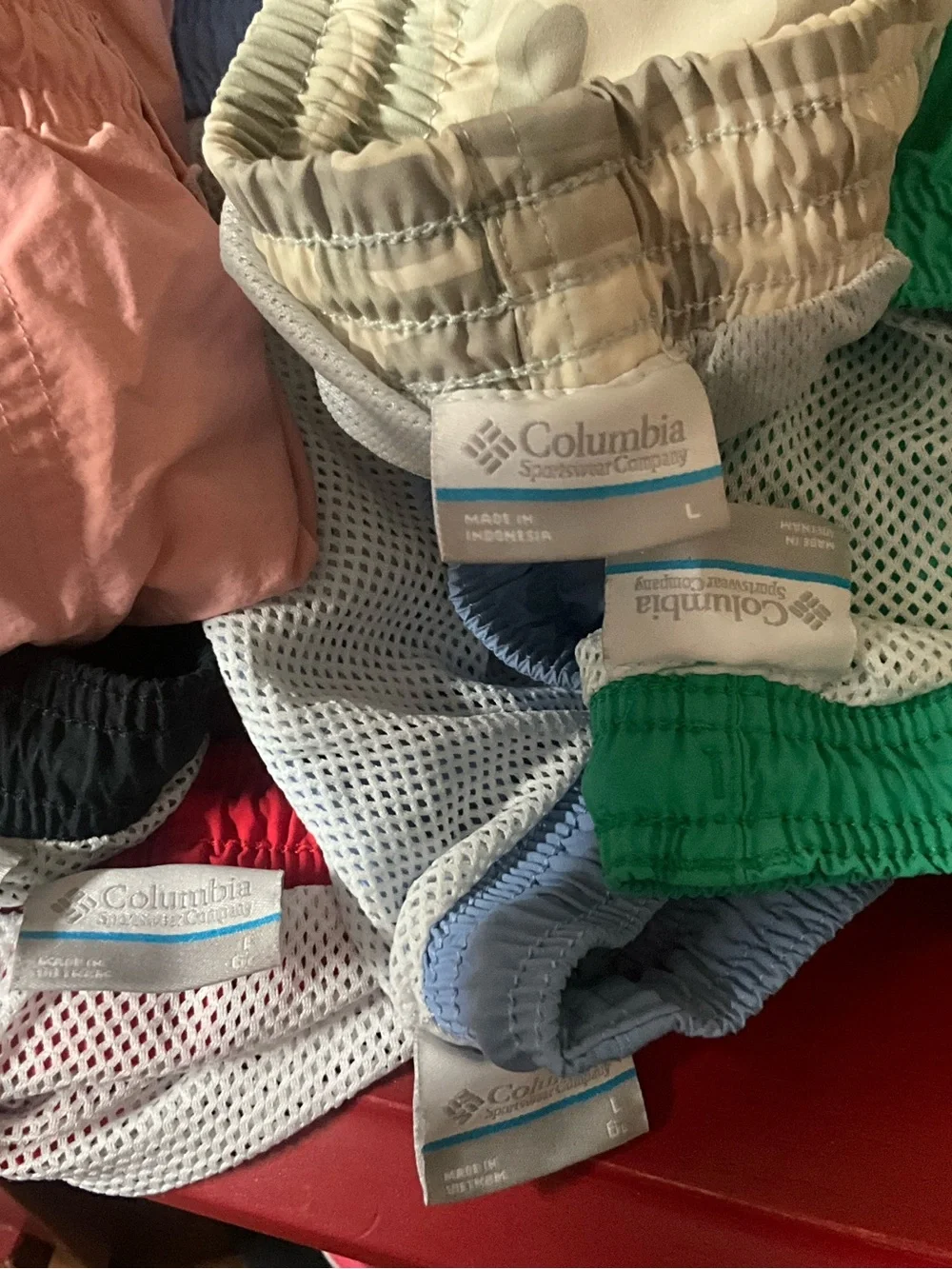 6 piece lot men’s large Columbia bathing suits - Picture 8 of 12